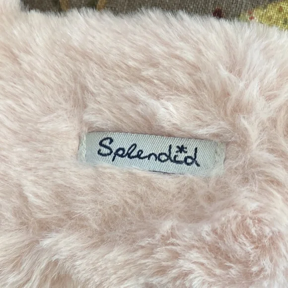Splendid Slippers - Picture 7 of 8